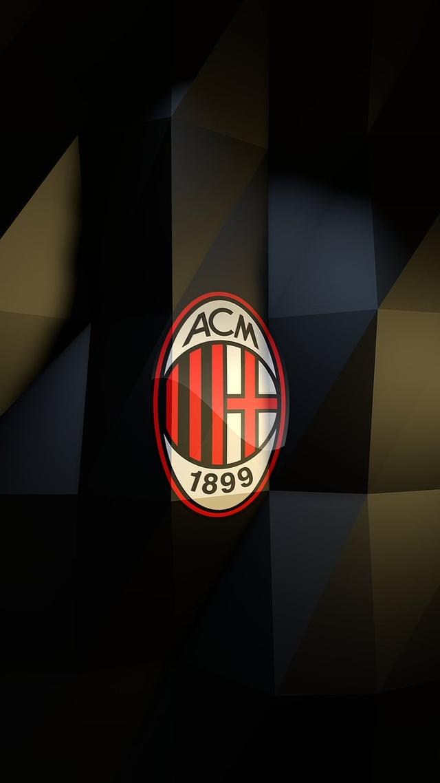 杰伦·约翰逊半场三双创纪录，成道格·里弗斯后首人（杰伦·约翰逊半场砍下三双刷新纪录，成为里弗斯以来第一人）